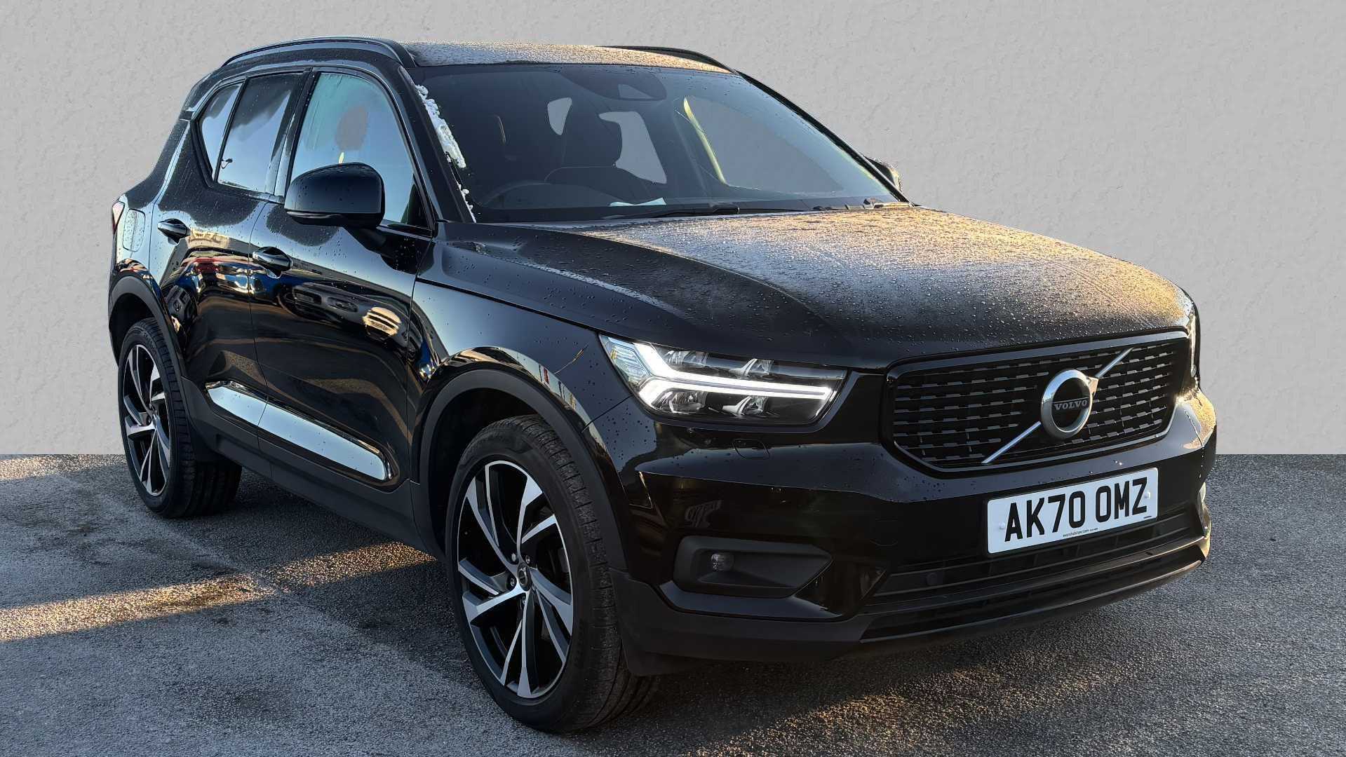 Main listing image - Volvo XC40