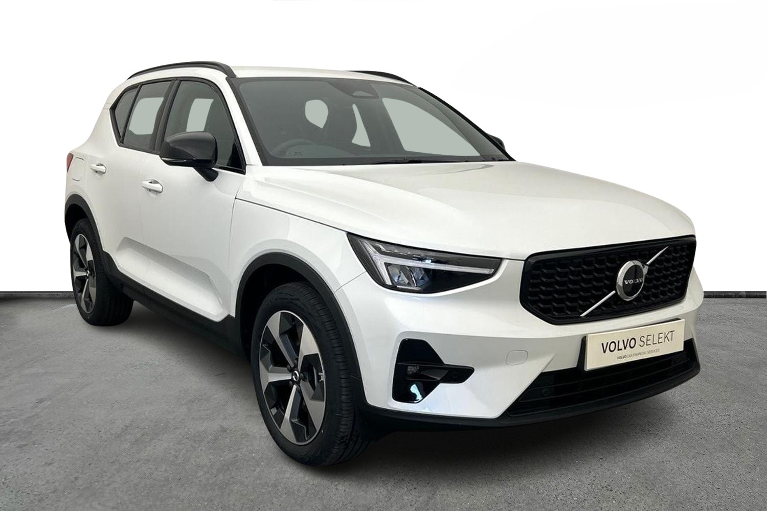 Main listing image - Volvo XC40