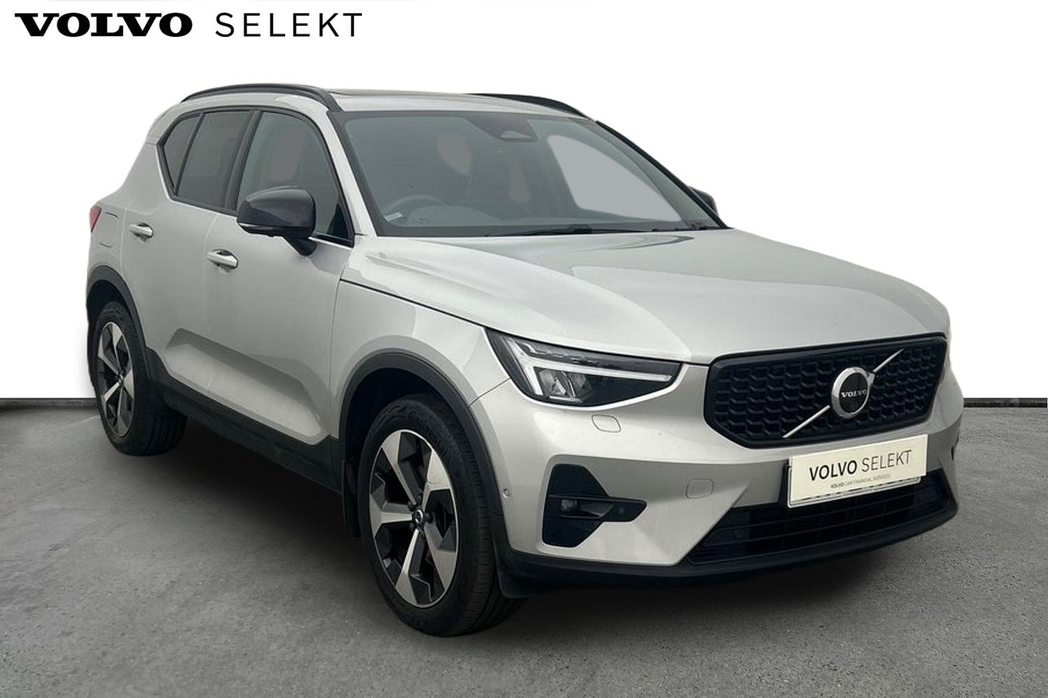Main listing image - Volvo XC40