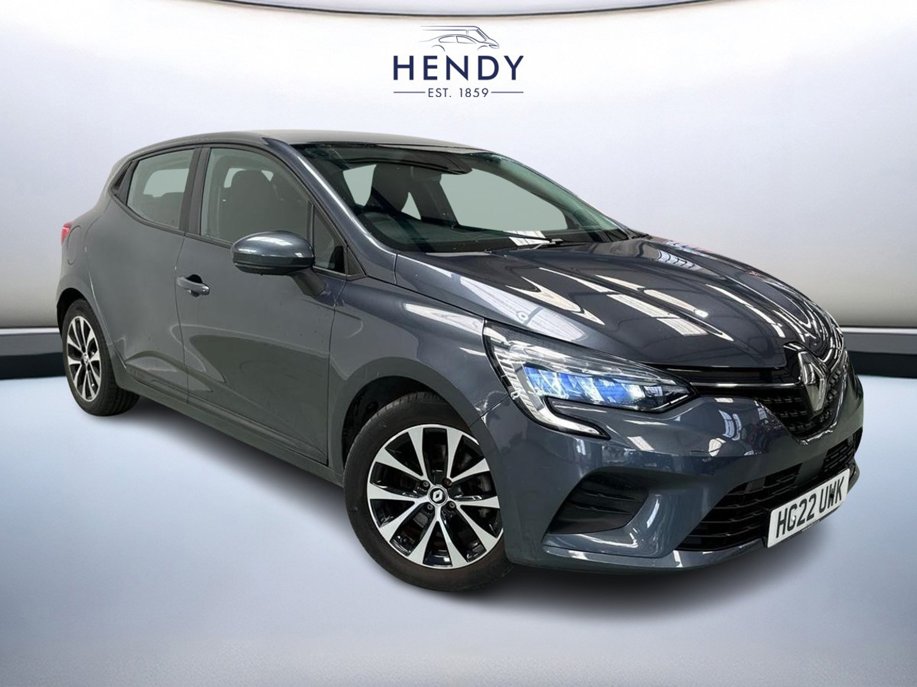 Main listing image - Renault Clio