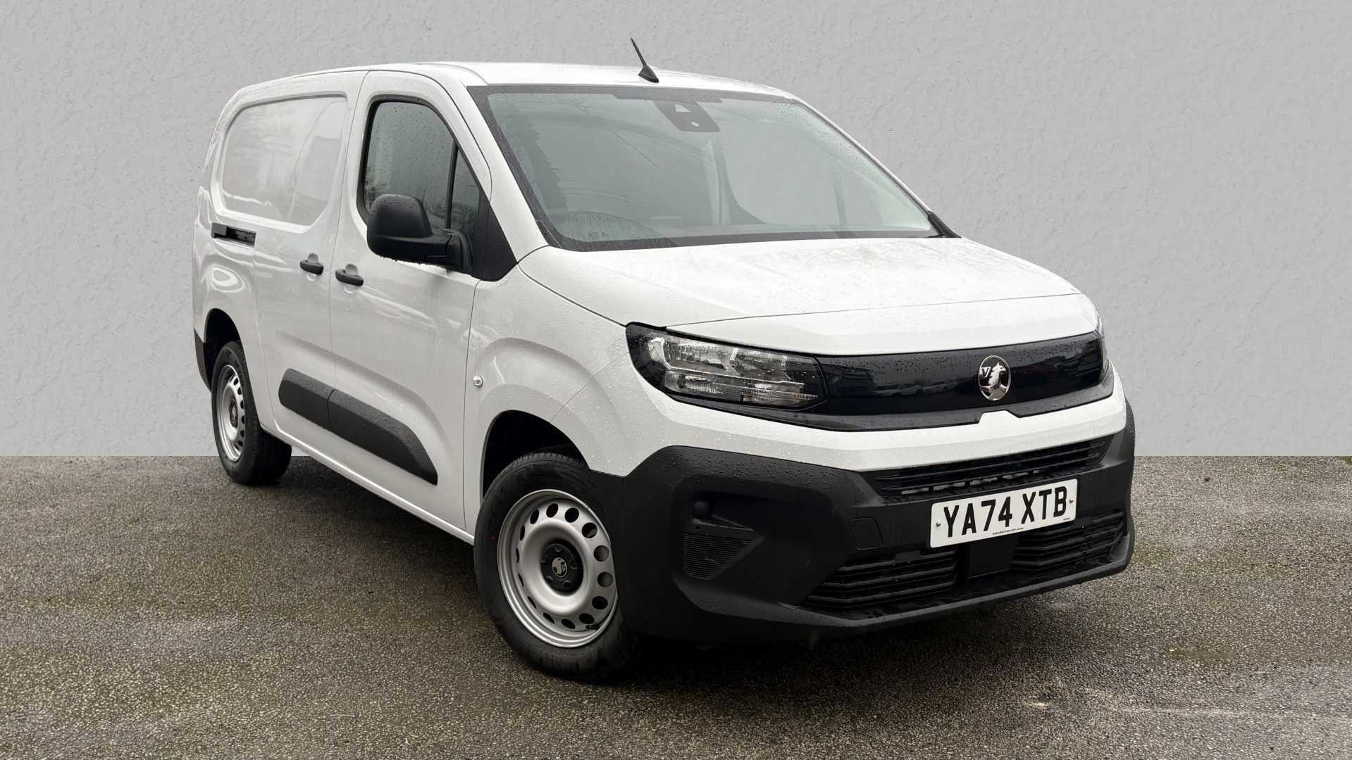 Main listing image - Vauxhall Combo Cargo