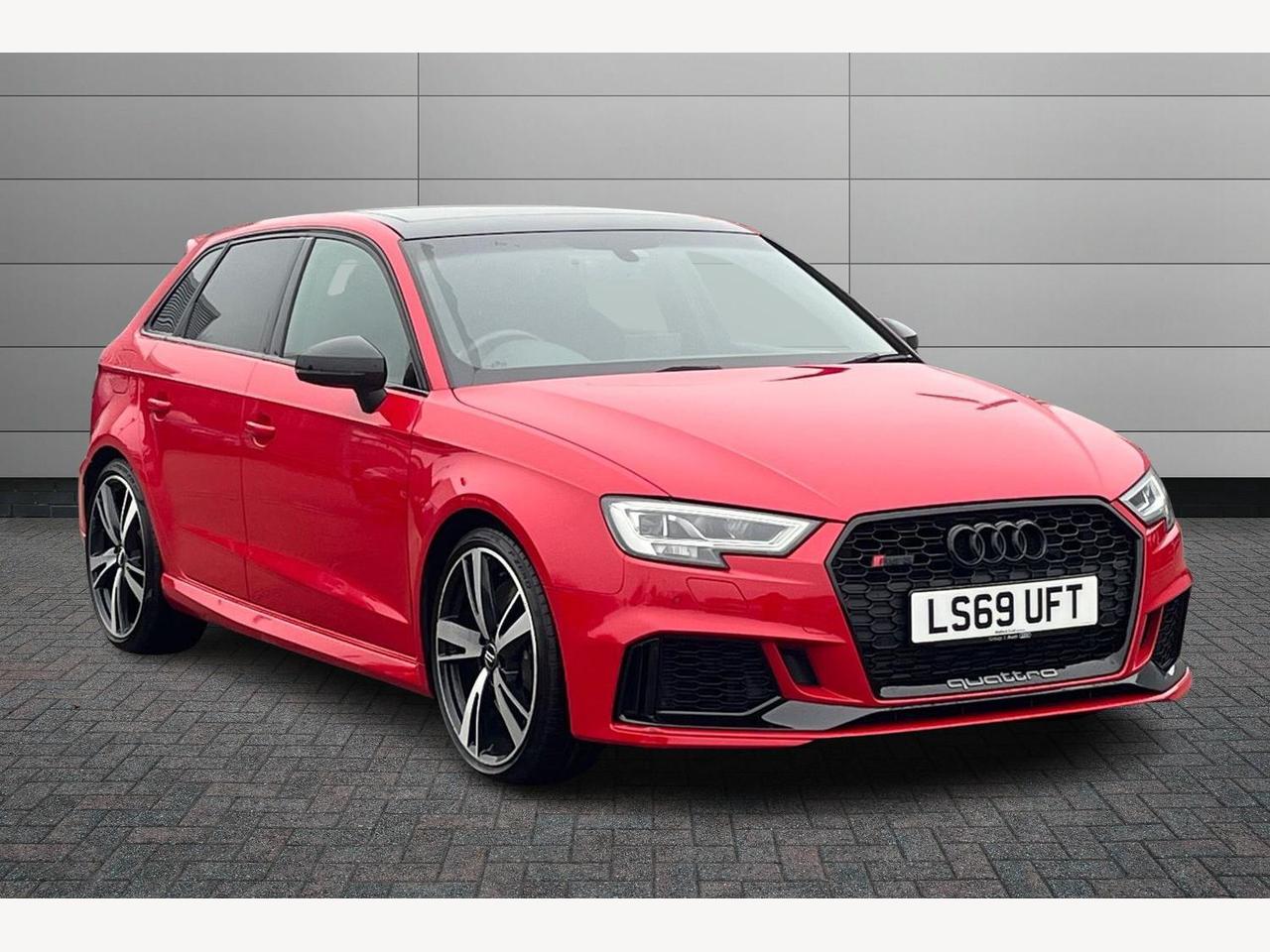 Main listing image - Audi RS3