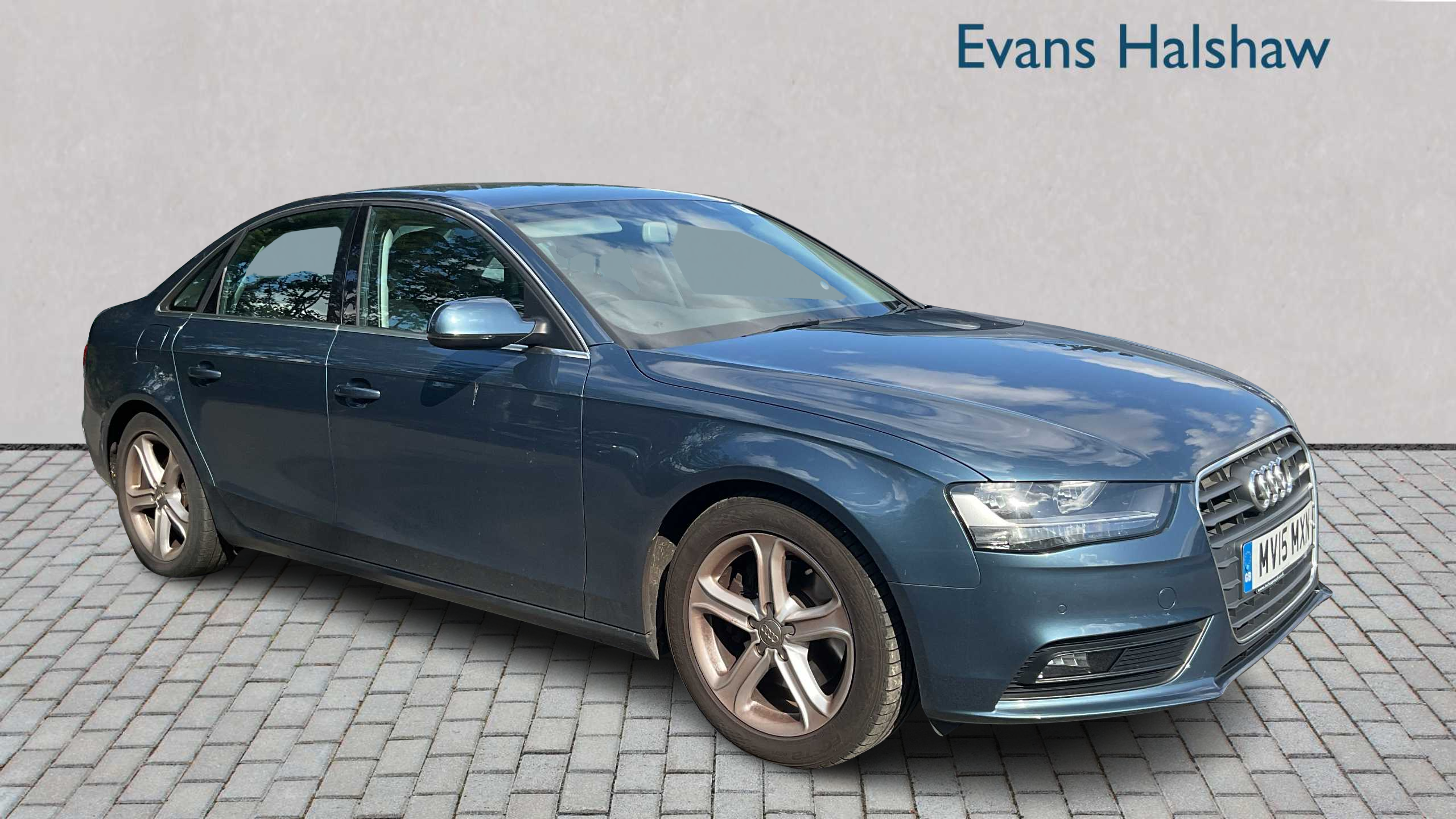 Main listing image - Audi A4