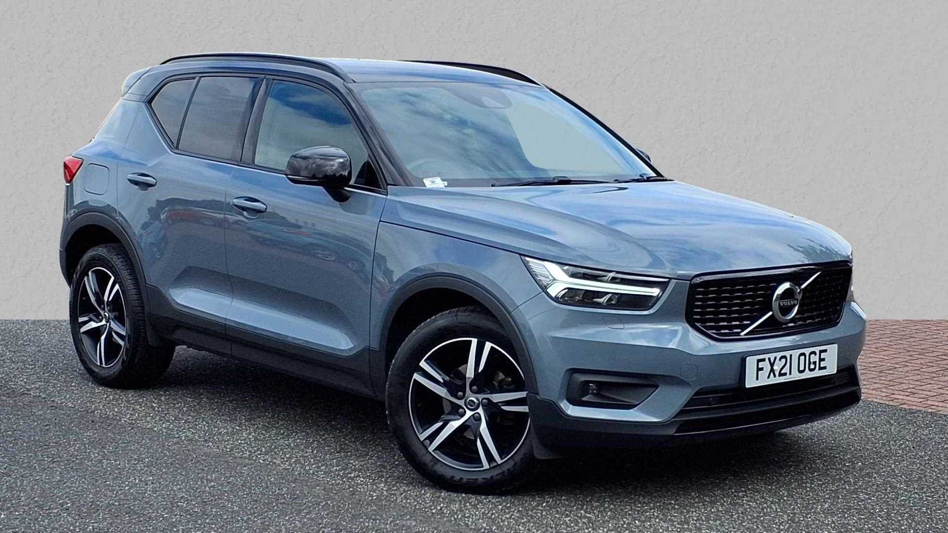 Main listing image - Volvo XC40