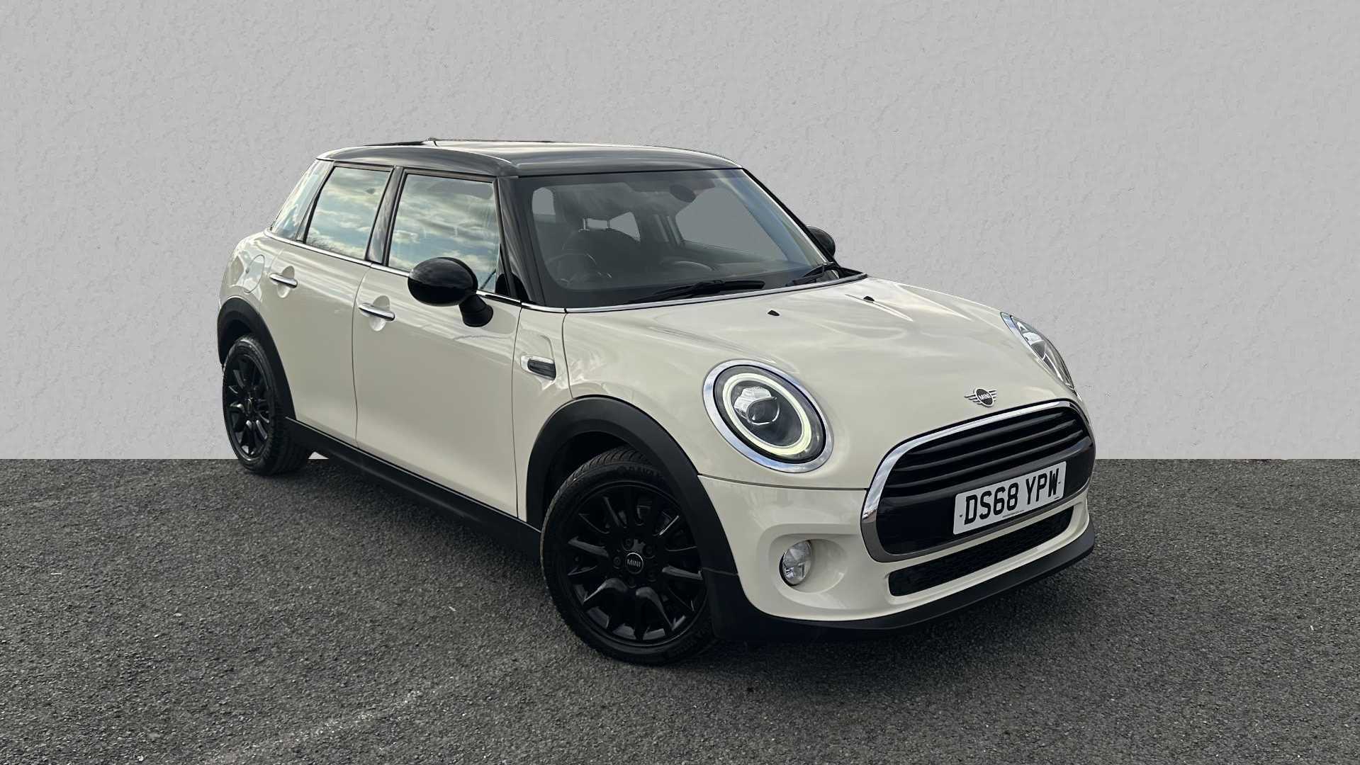 Main listing image - MINI Hatchback 5dr