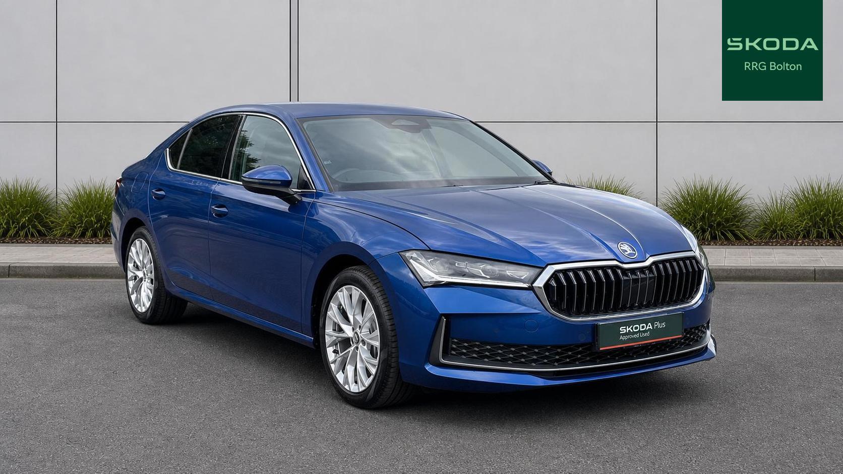 Main listing image - Skoda Superb