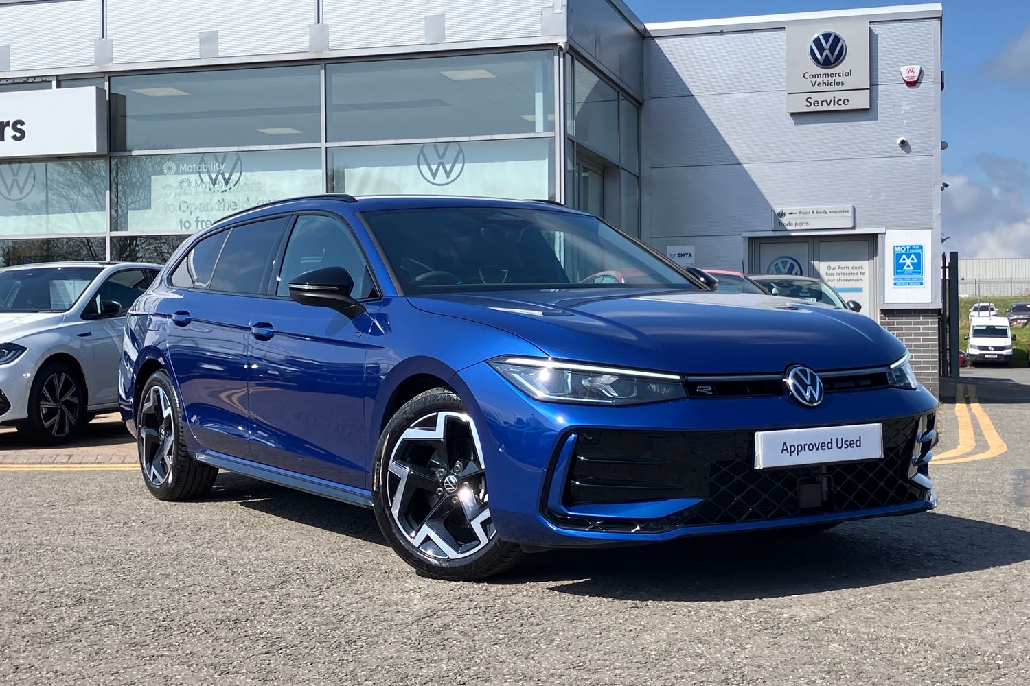 Main listing image - Volkswagen Passat Estate
