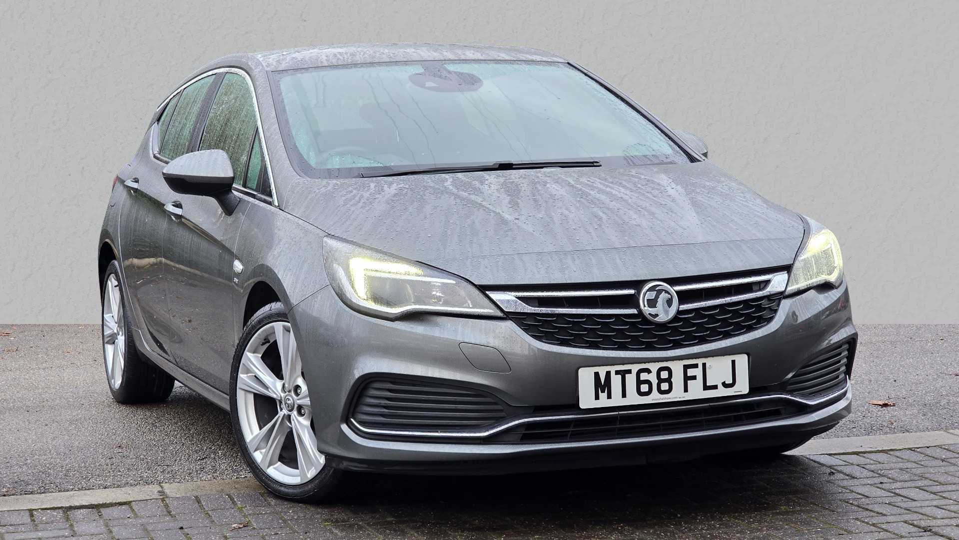 Main listing image - Vauxhall Astra