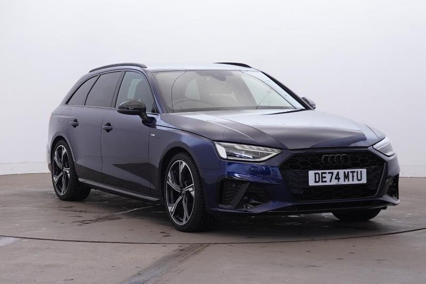Main listing image - Audi A4 Avant