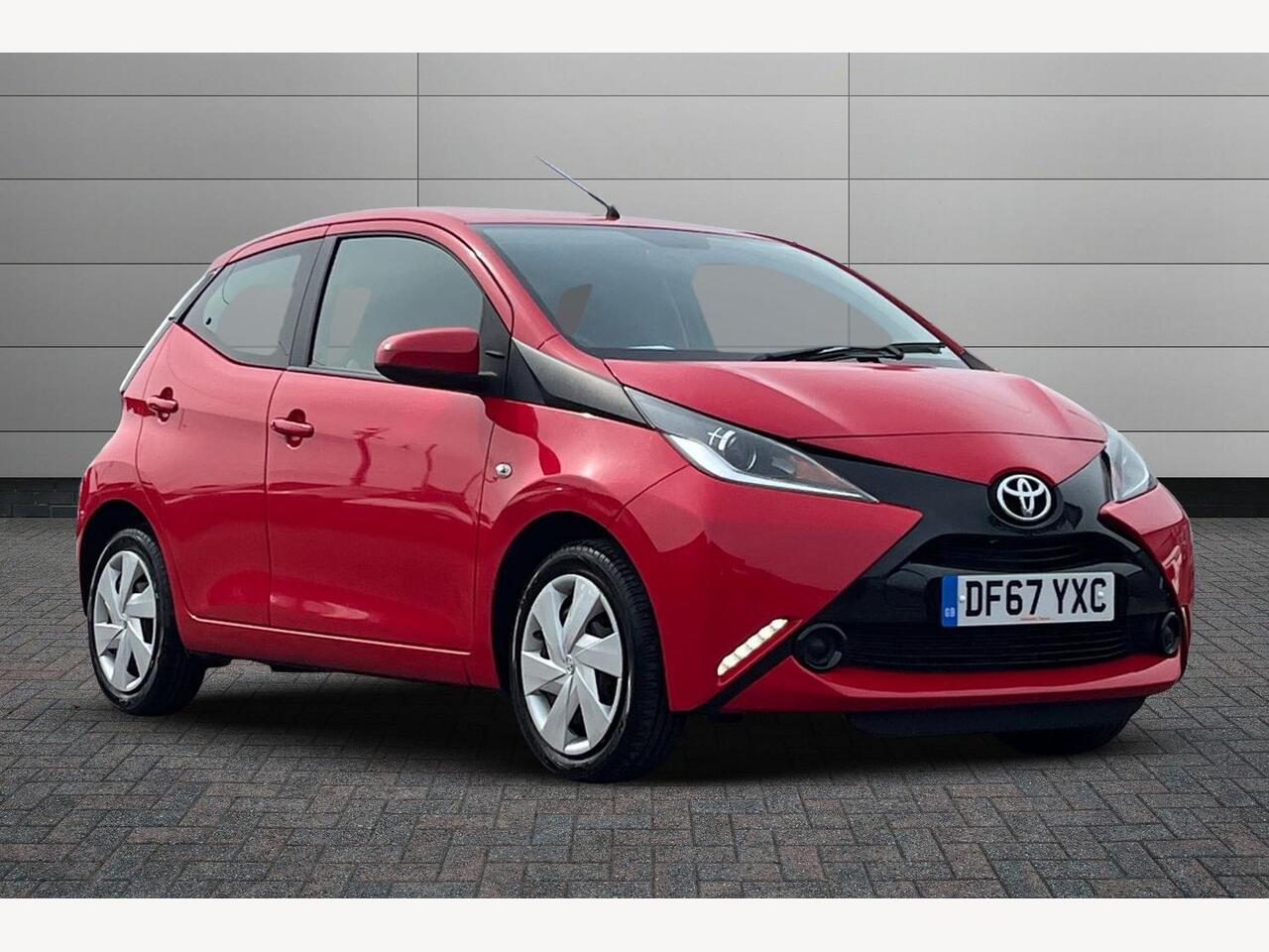 Main listing image - Toyota Aygo