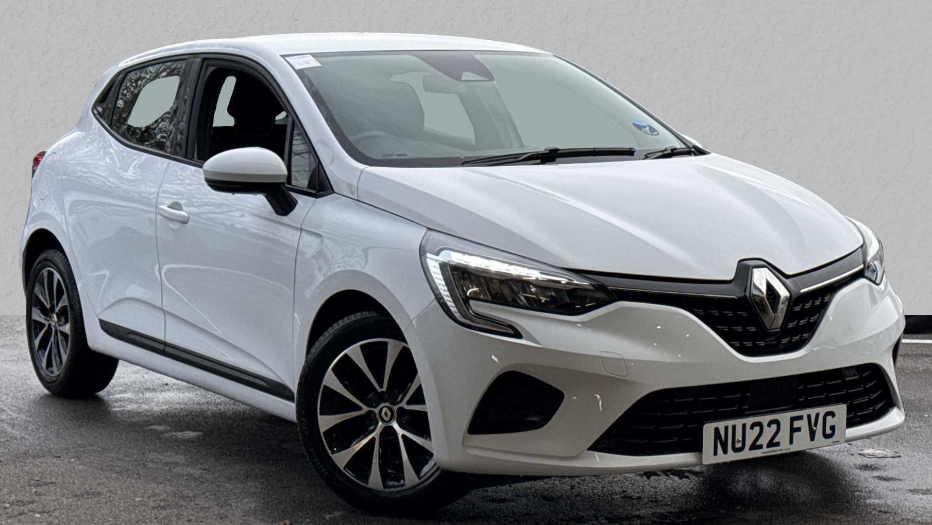 Main listing image - Renault Clio