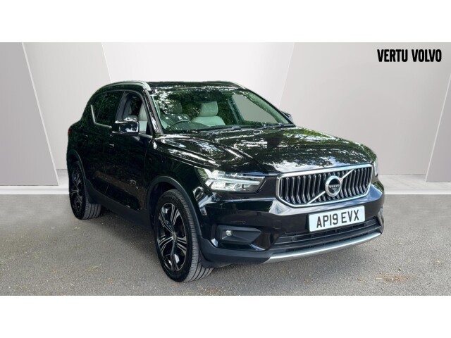 Main listing image - Volvo XC40