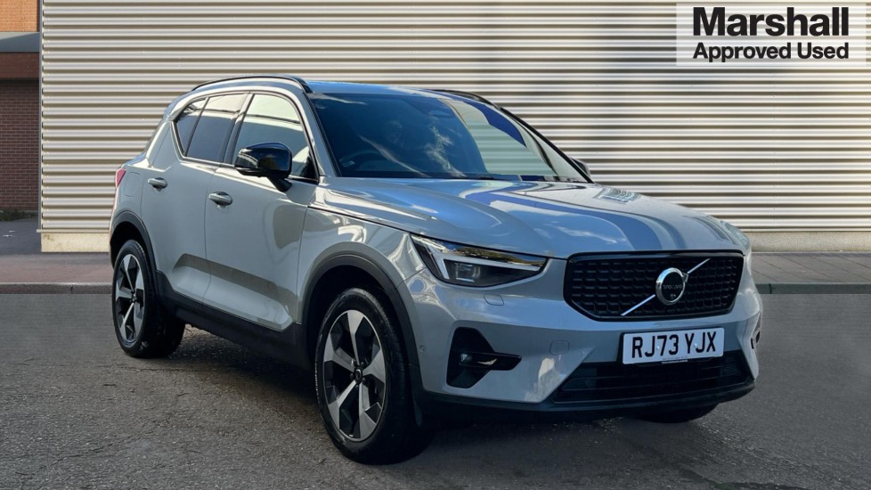 Main listing image - Volvo XC40