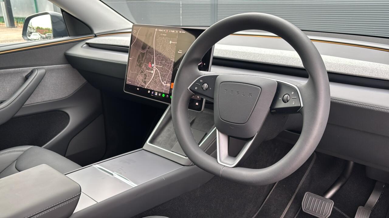 Main listing image - Tesla Model Y