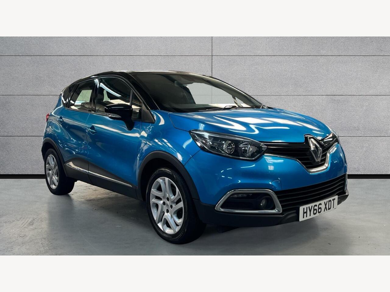 Main listing image - Renault Captur
