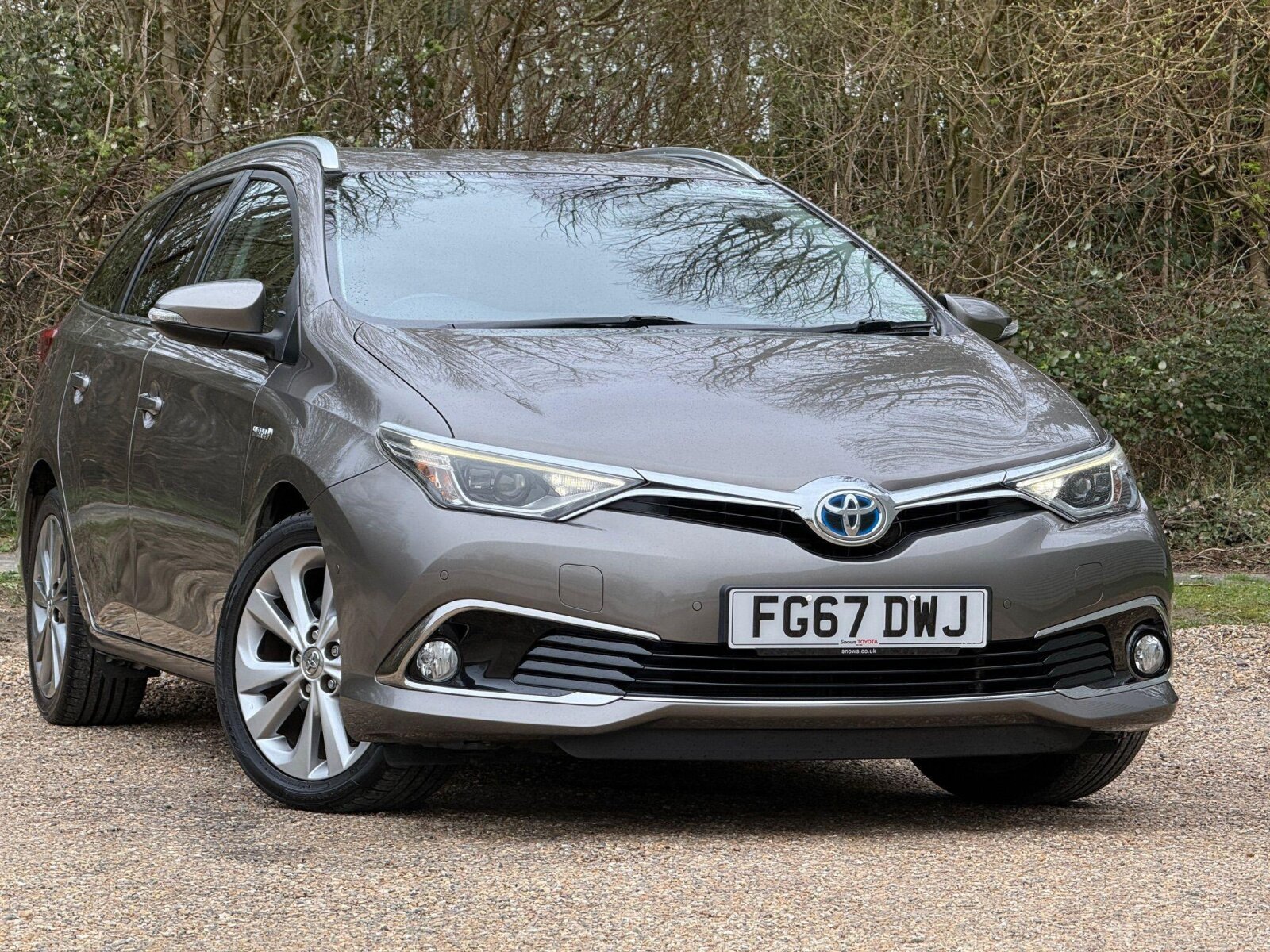 Main listing image - Toyota Auris Touring Sport