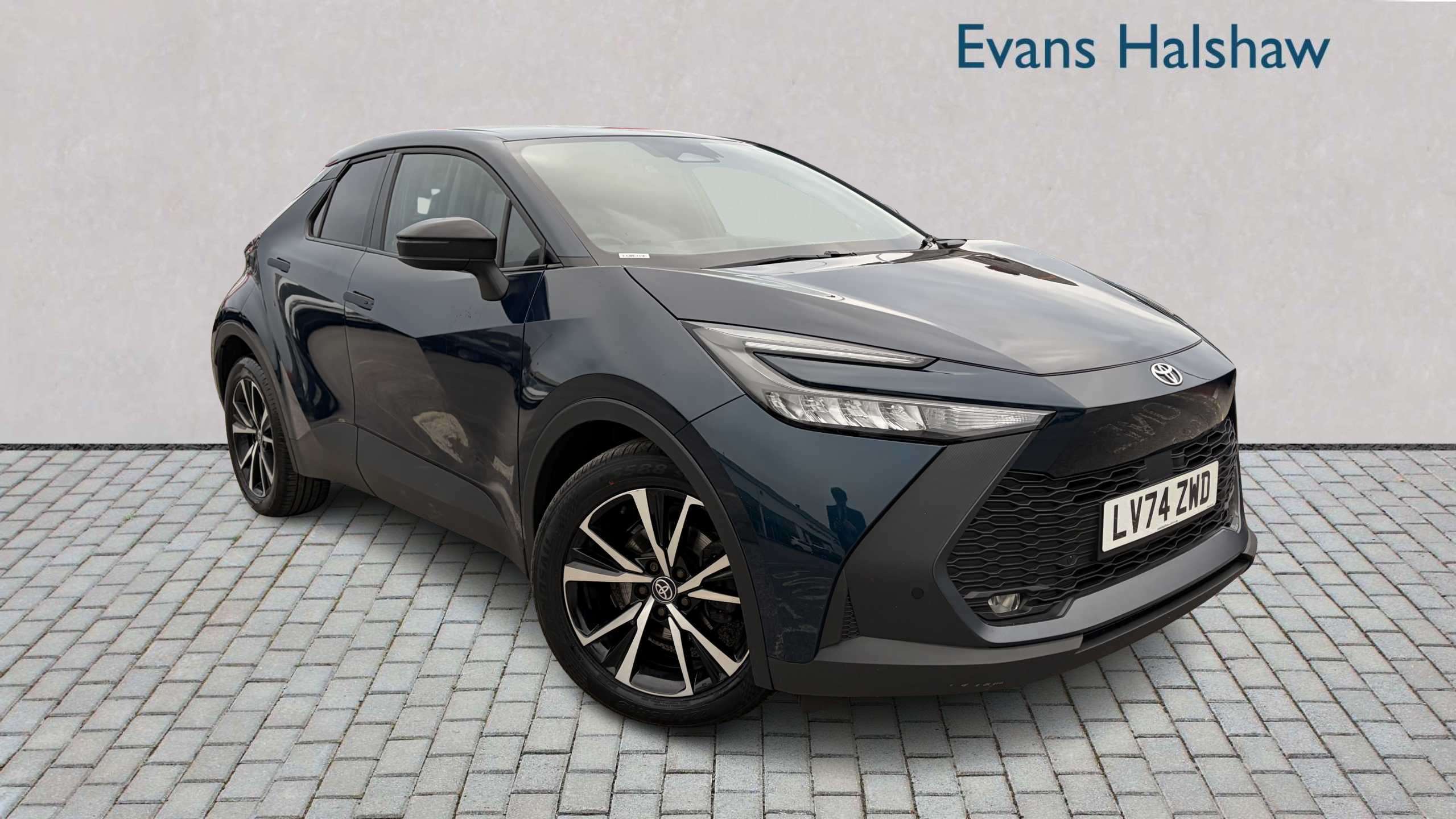 Main listing image - Toyota C-HR