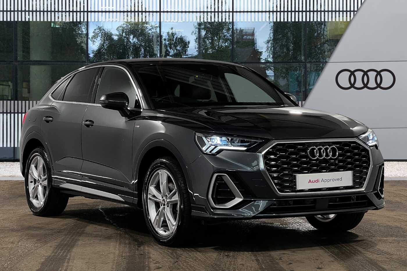 Main listing image - Audi Q3