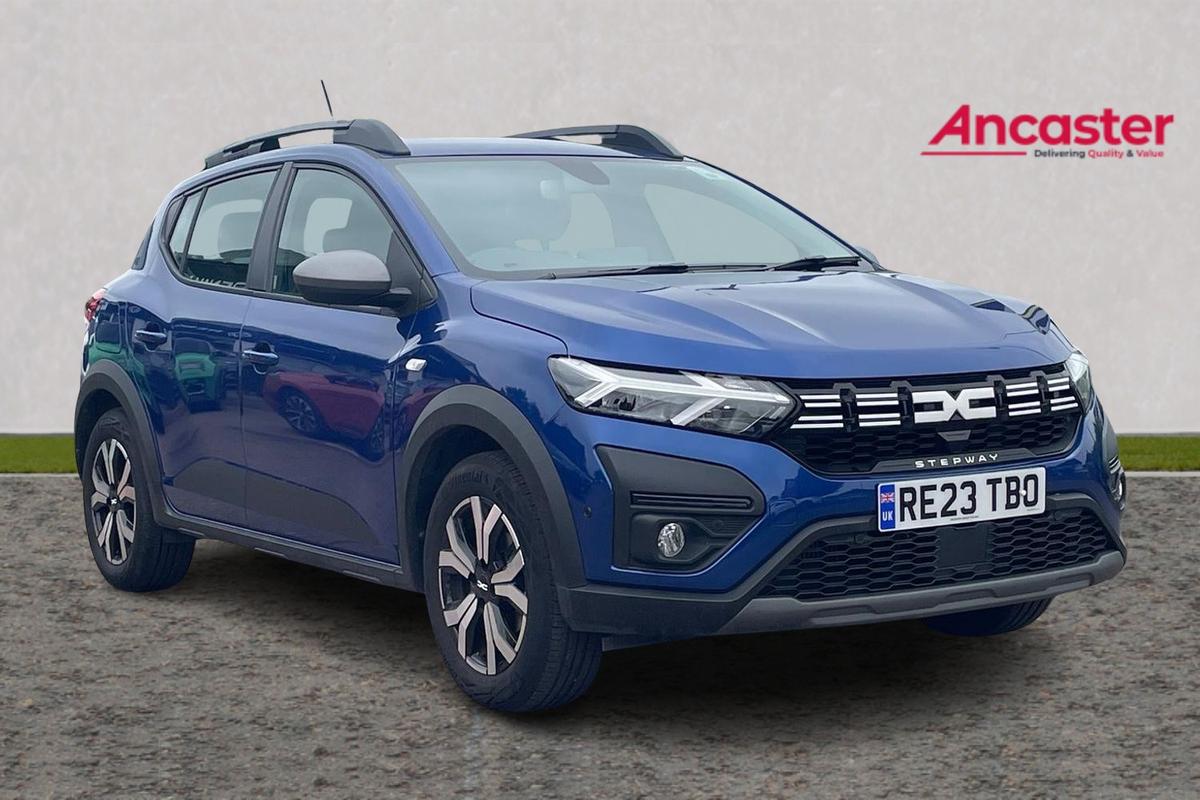 Main listing image - Dacia Sandero Stepway