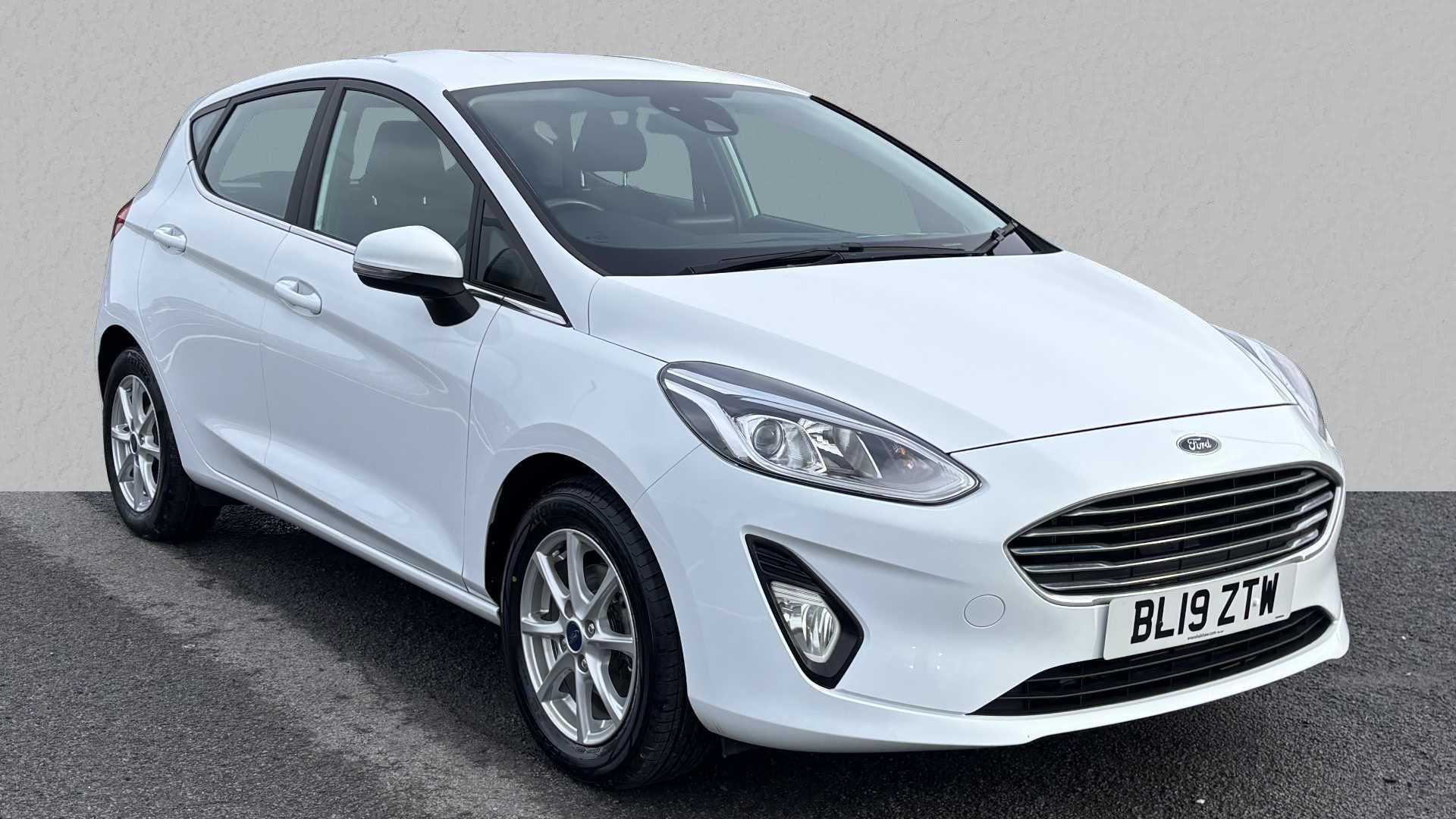 Main listing image - Ford Fiesta