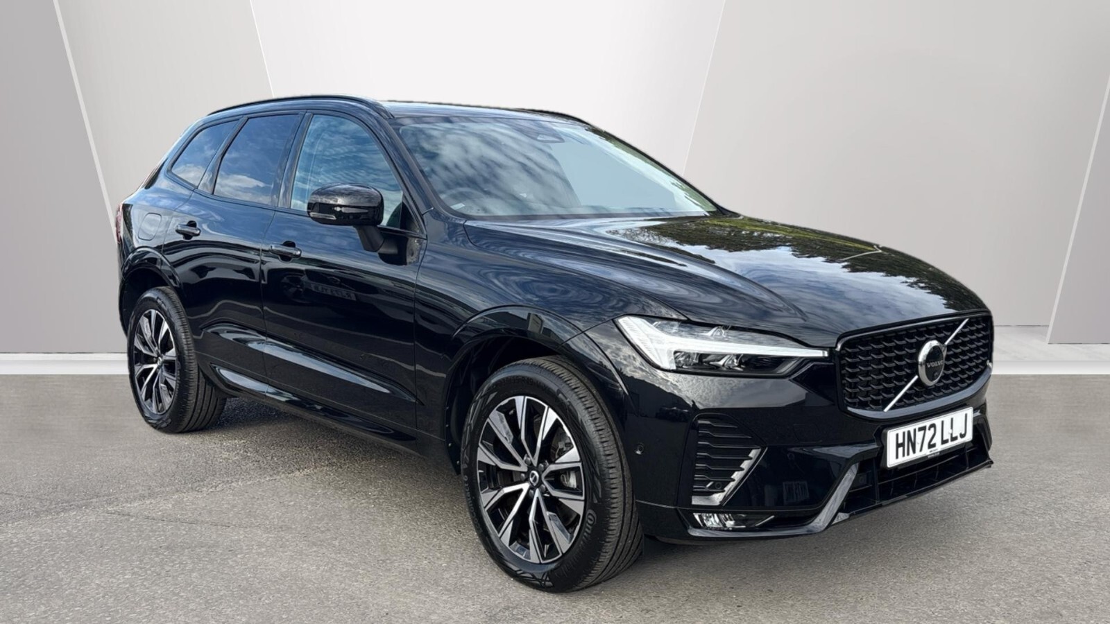 Main listing image - Volvo XC60