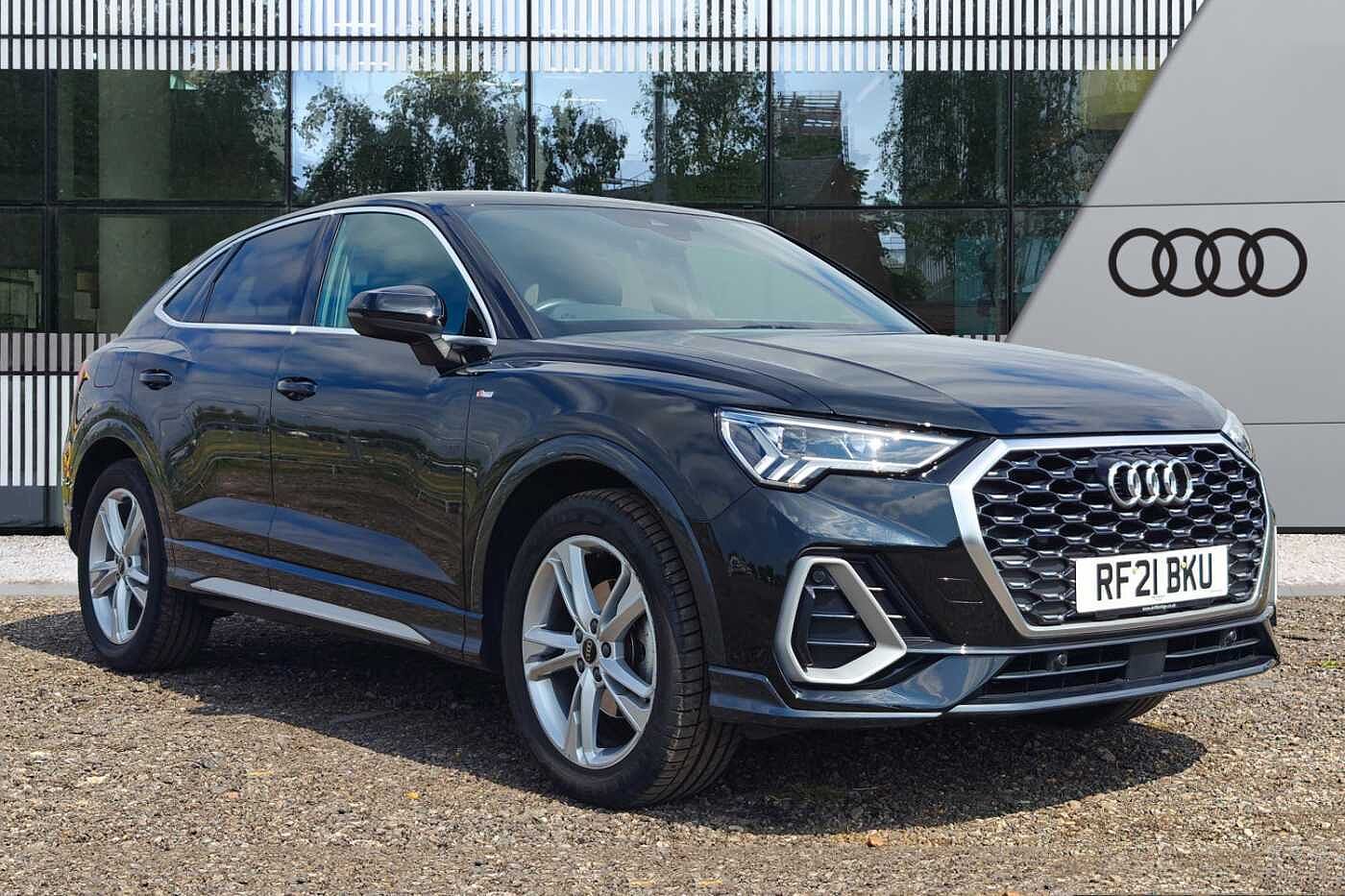 Main listing image - Audi Q3