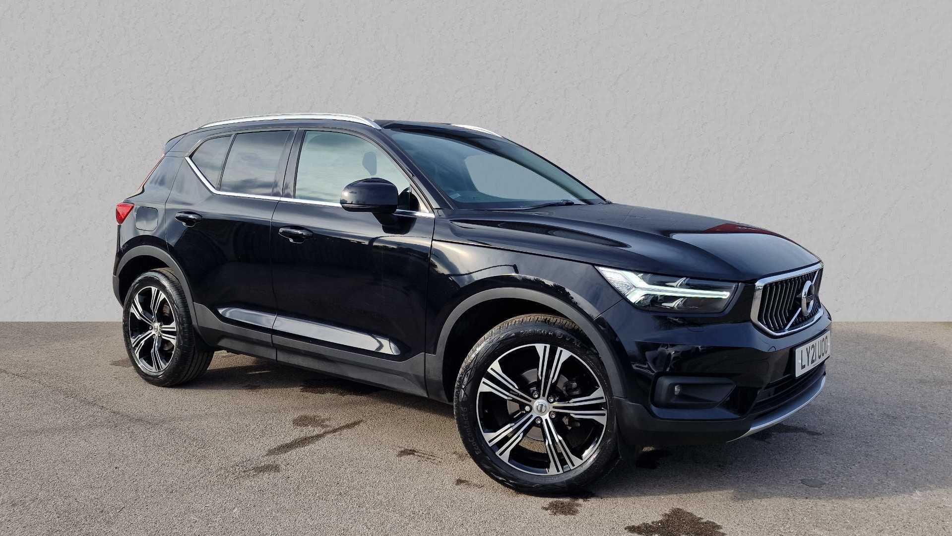 Main listing image - Volvo XC40