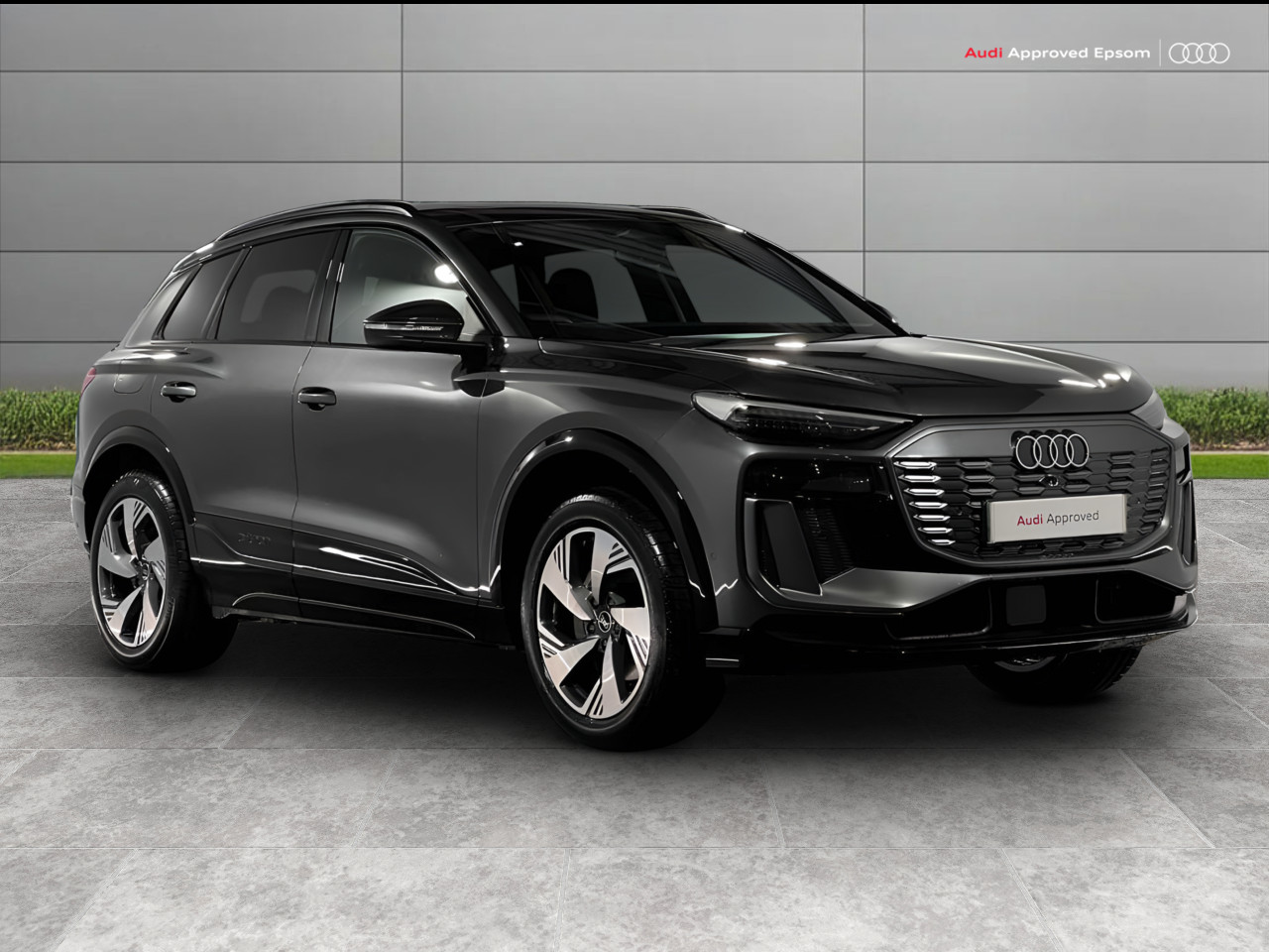 Main listing image - Audi Q6 e-tron
