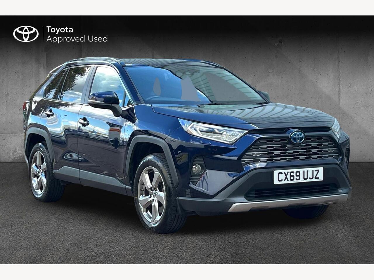 Main listing image - Toyota RAV4