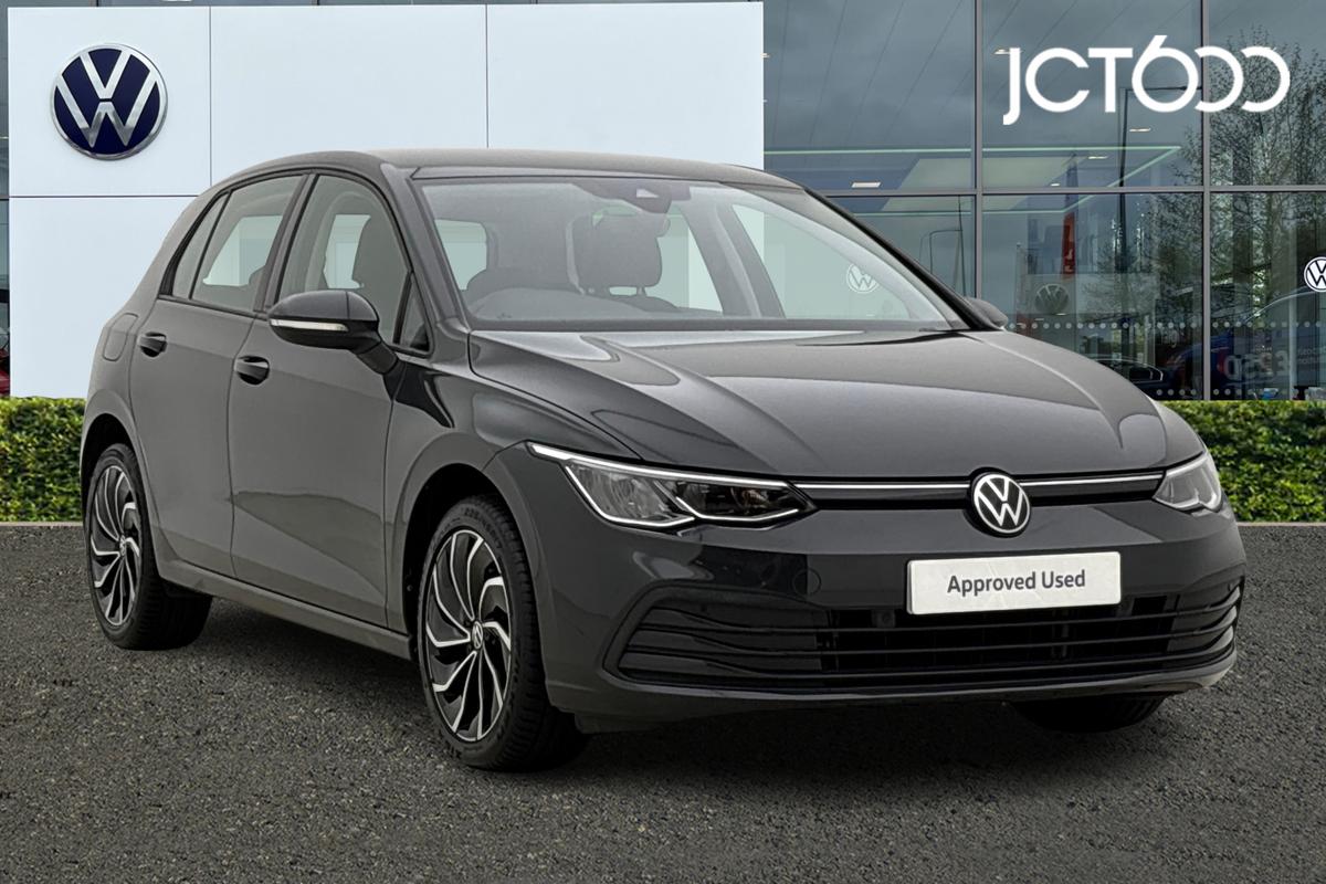 Main listing image - Volkswagen Golf