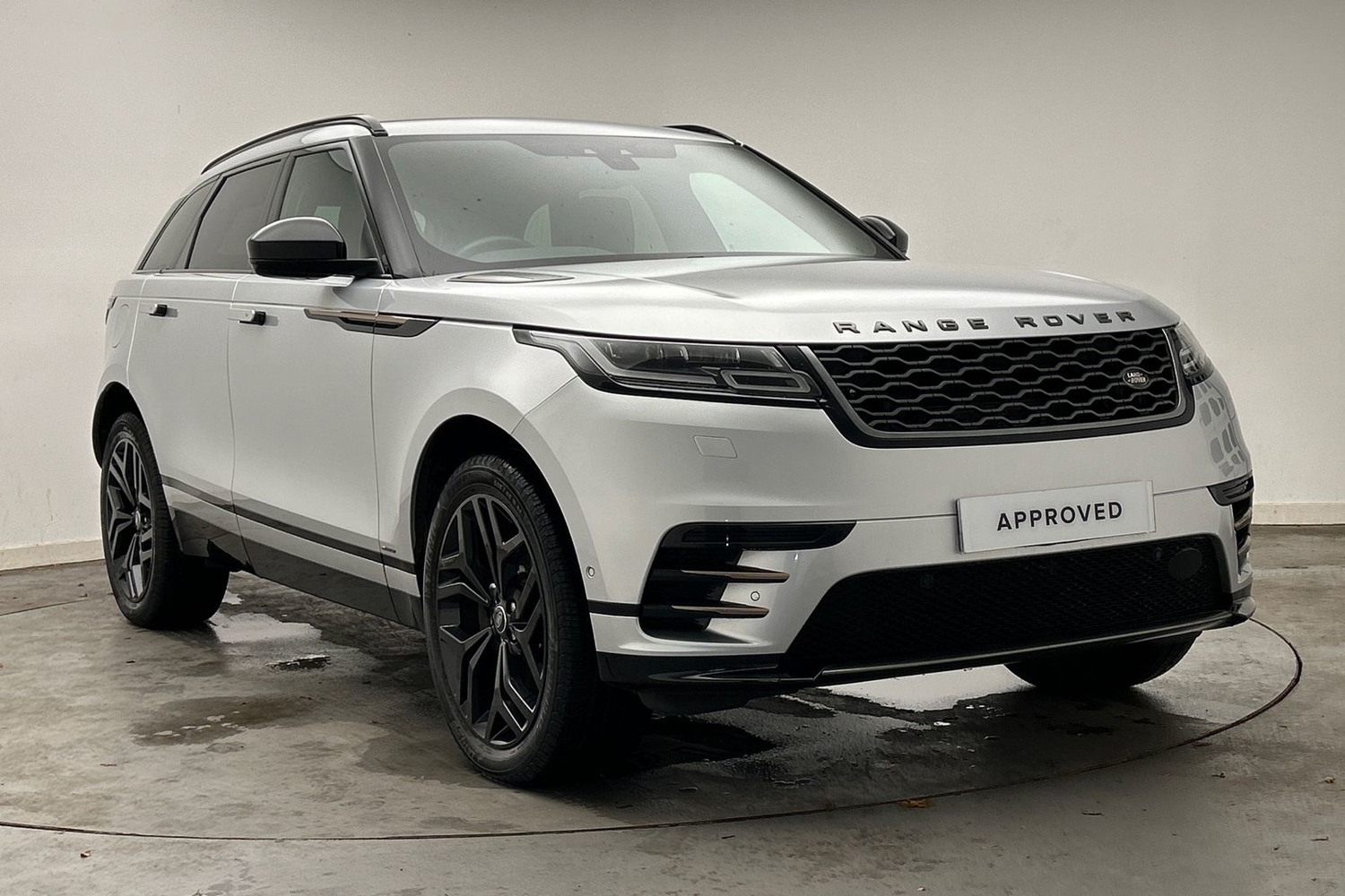 Main listing image - Land Rover Range Rover Velar