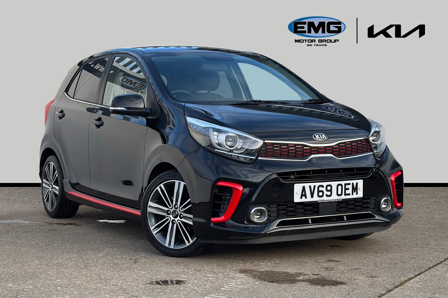 Main listing image - Kia Picanto