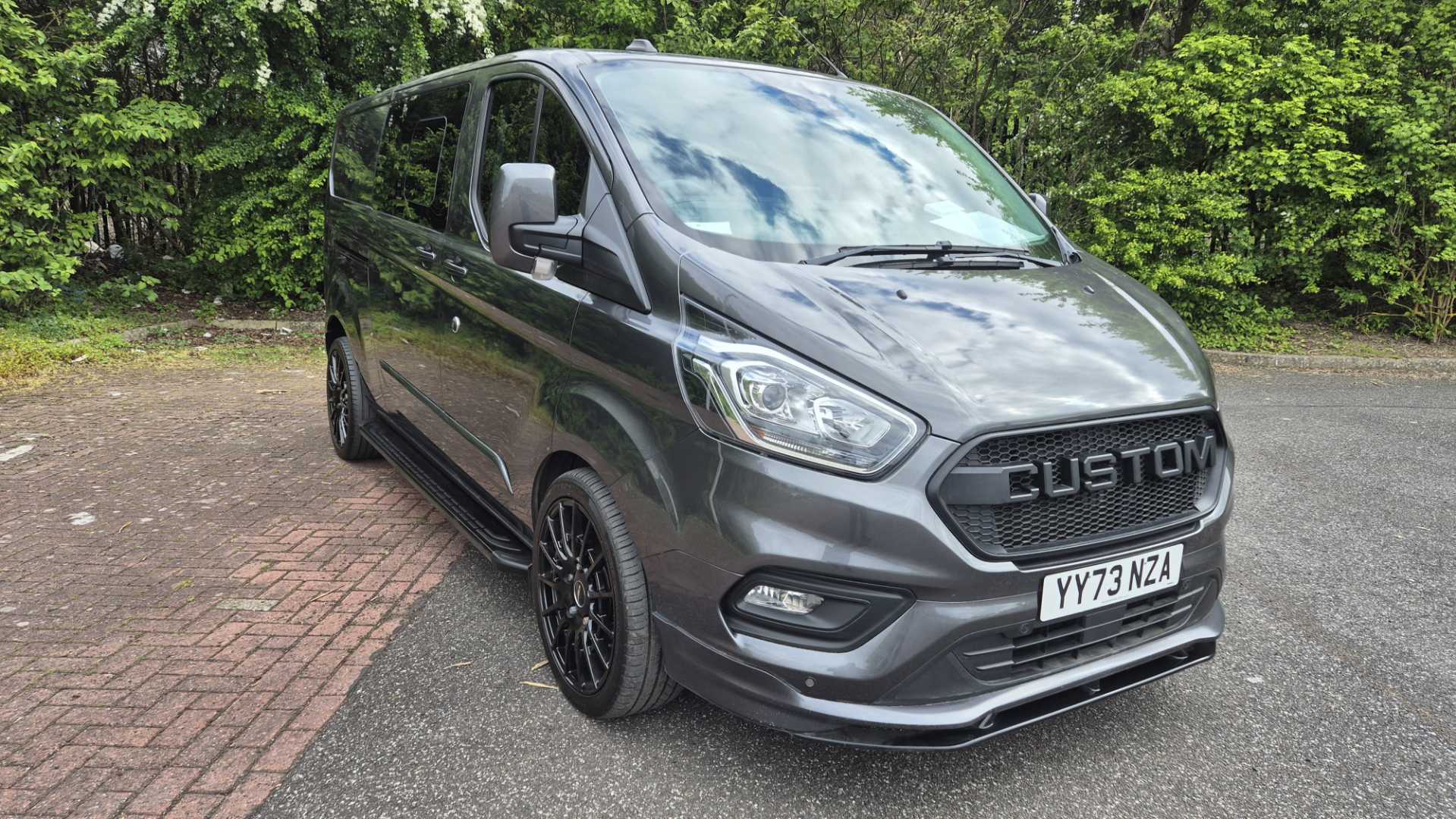 Main listing image - Ford Transit Custom