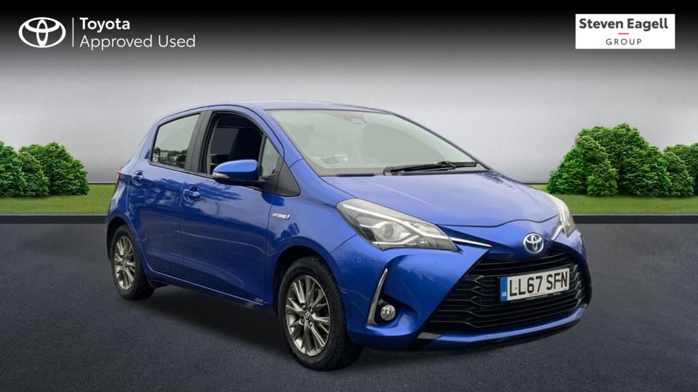 Main listing image - Toyota Yaris