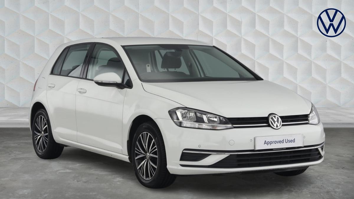 Main listing image - Volkswagen Golf