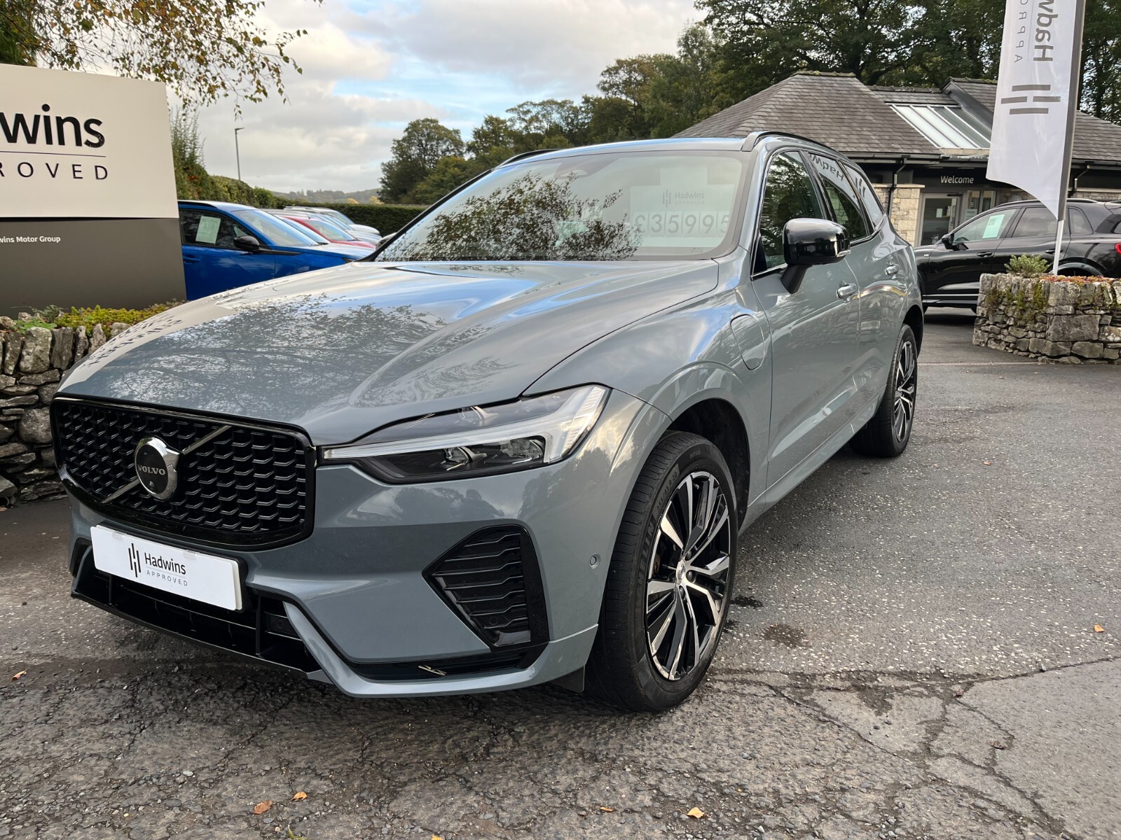 Main listing image - Volvo XC60