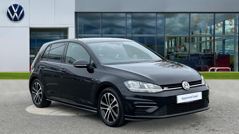 Main listing image - Volkswagen Golf