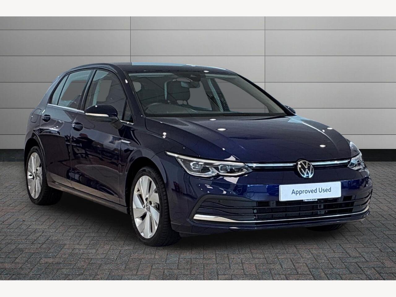 Main listing image - Volkswagen Golf