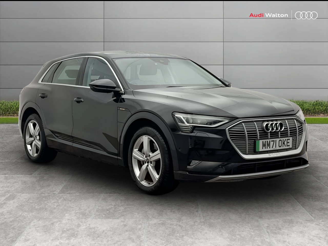 Main listing image - Audi e-tron