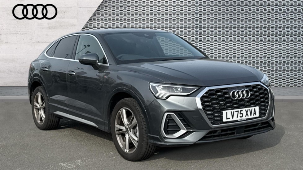 Main listing image - Audi Q3