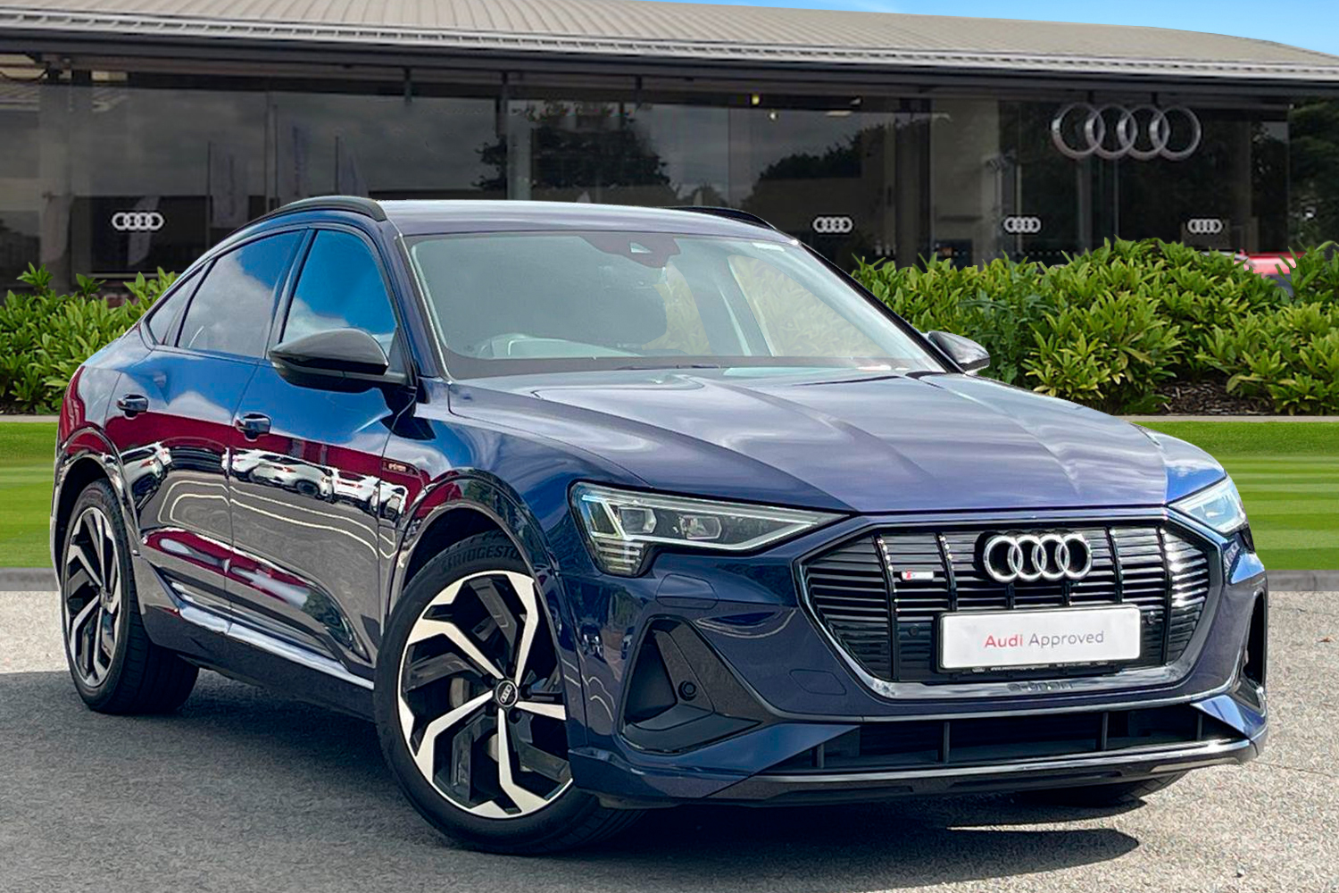 Main listing image - Audi e-tron