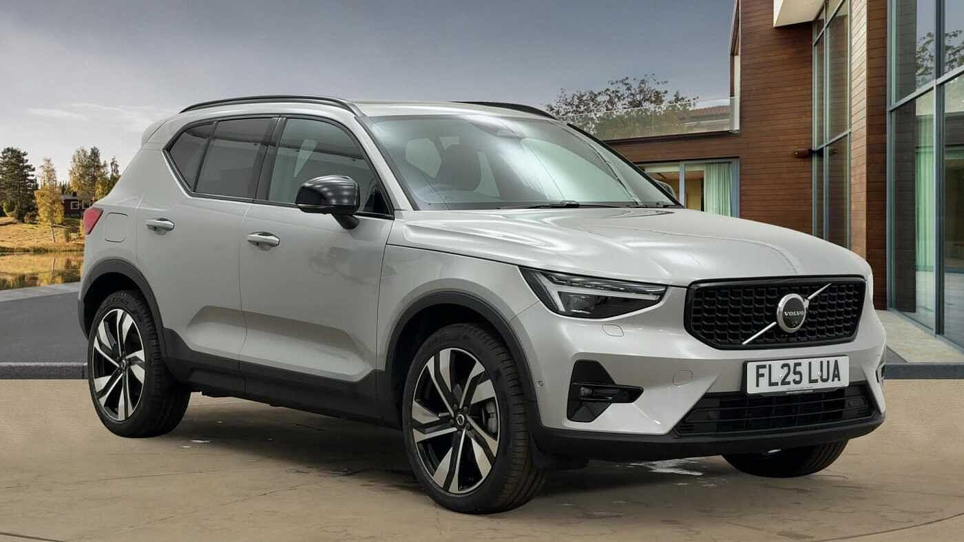 Main listing image - Volvo XC40