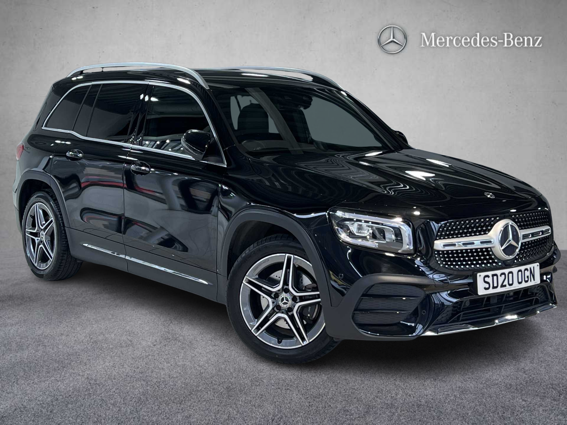 Main listing image - Mercedes-Benz GLB