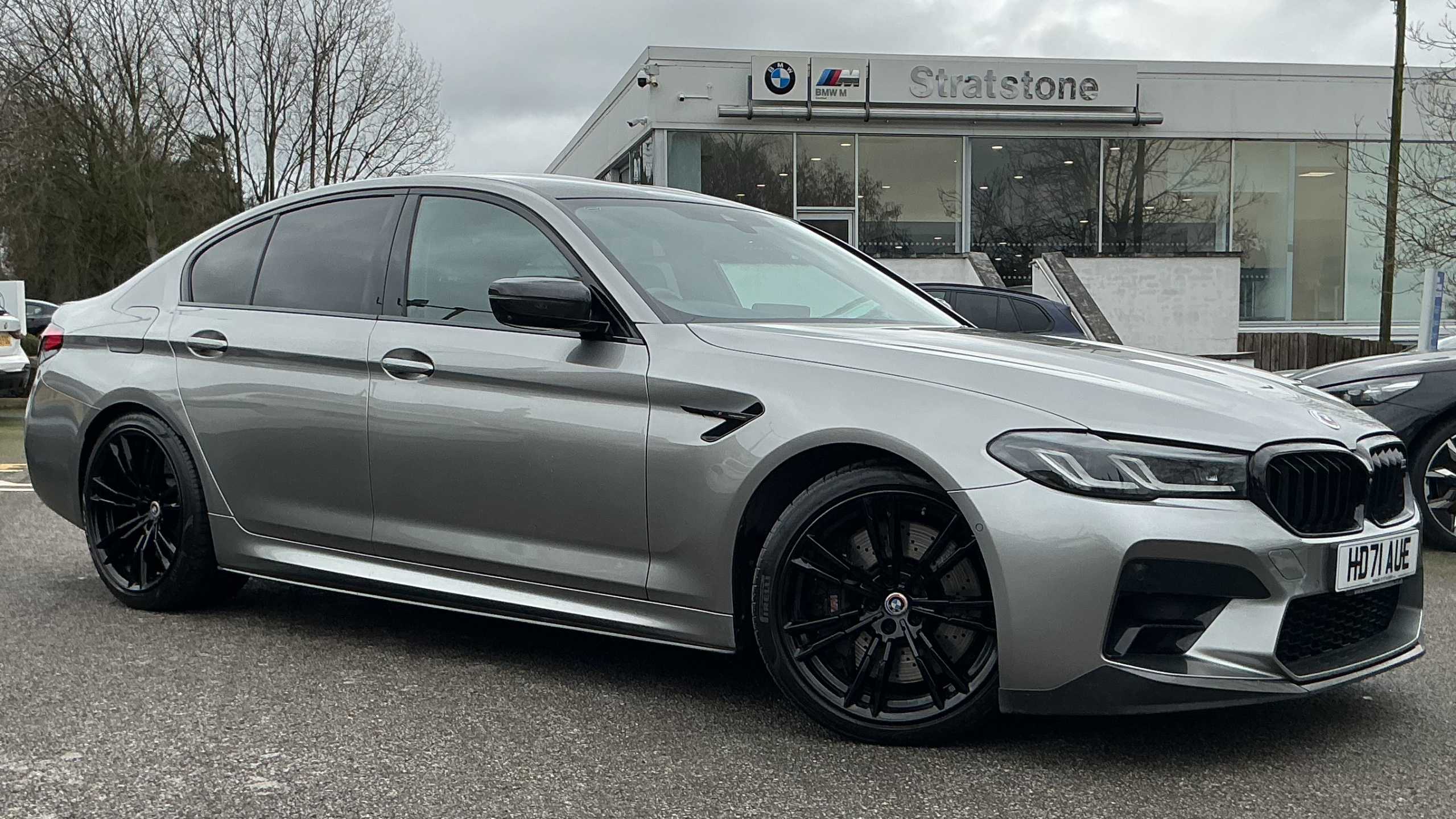 Main listing image - BMW M5