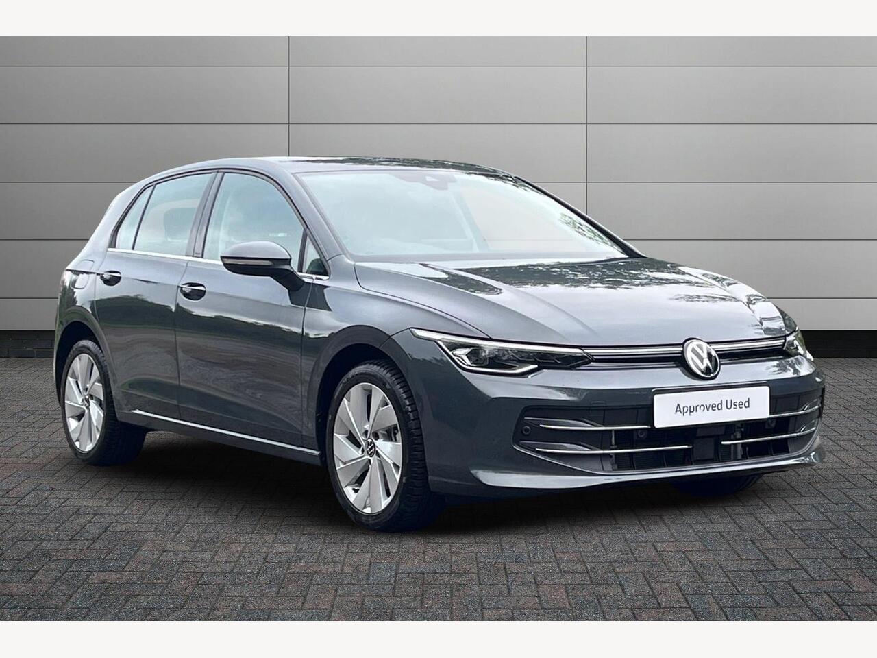 Main listing image - Volkswagen Golf