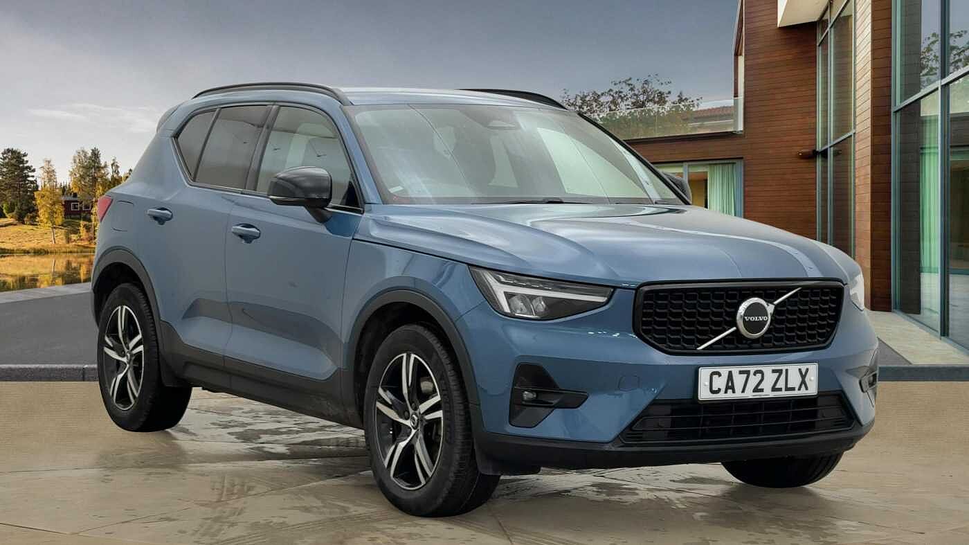 Main listing image - Volvo XC40