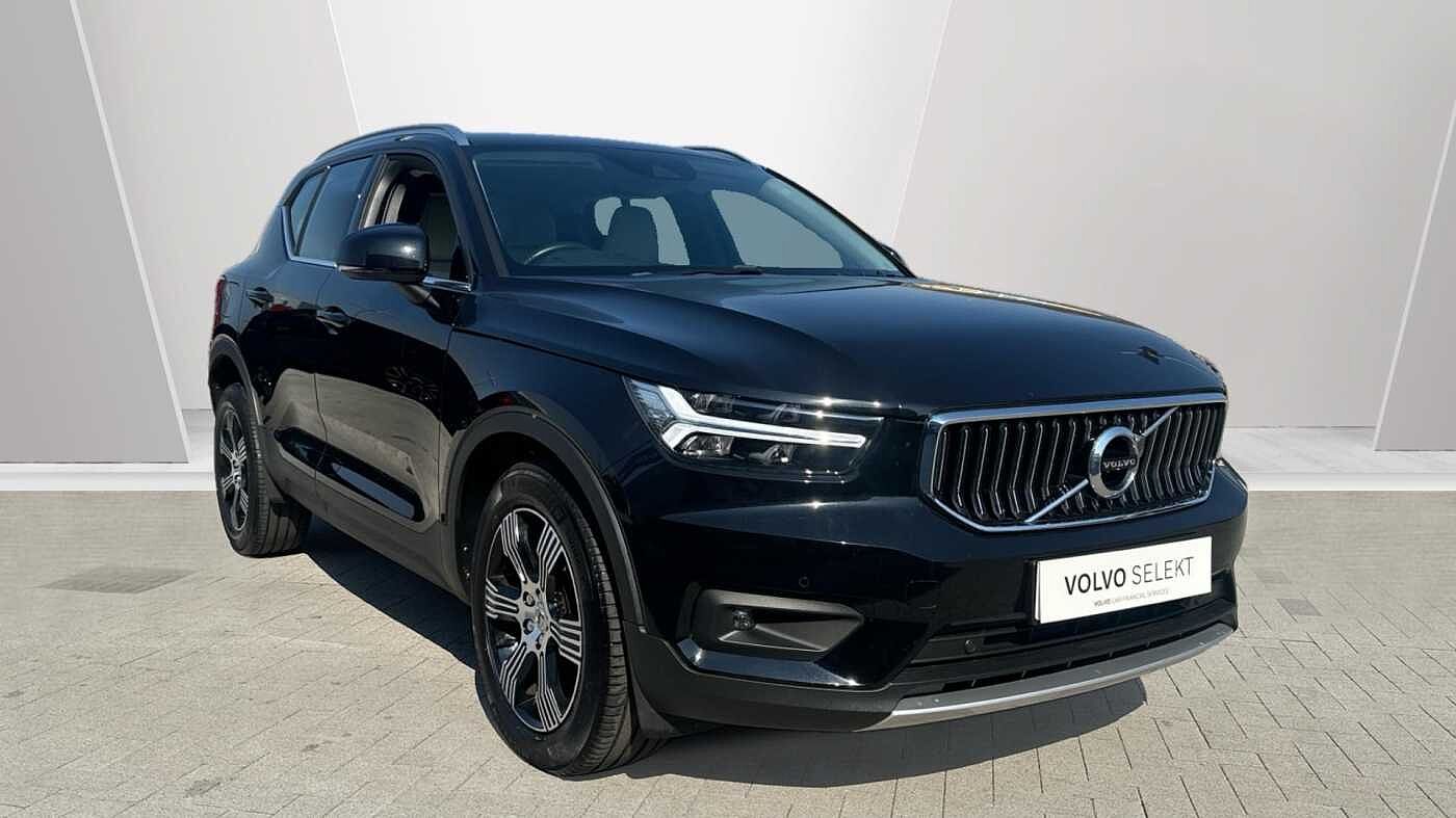 Main listing image - Volvo XC40