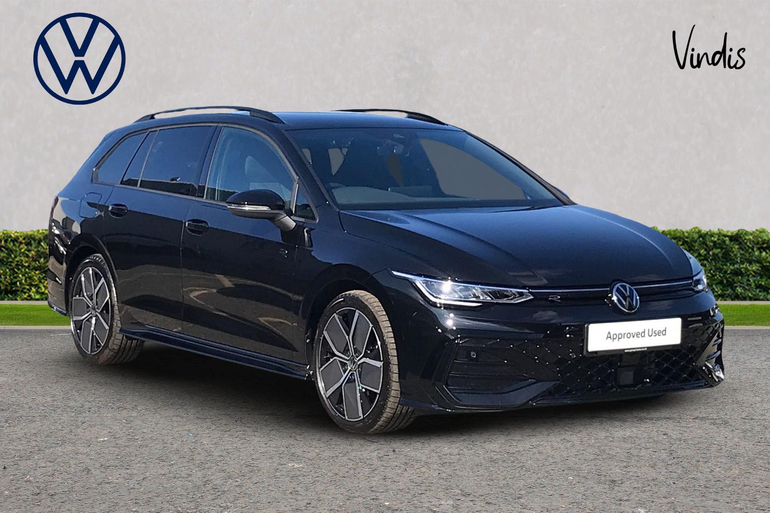 Main listing image - Volkswagen Golf Estate