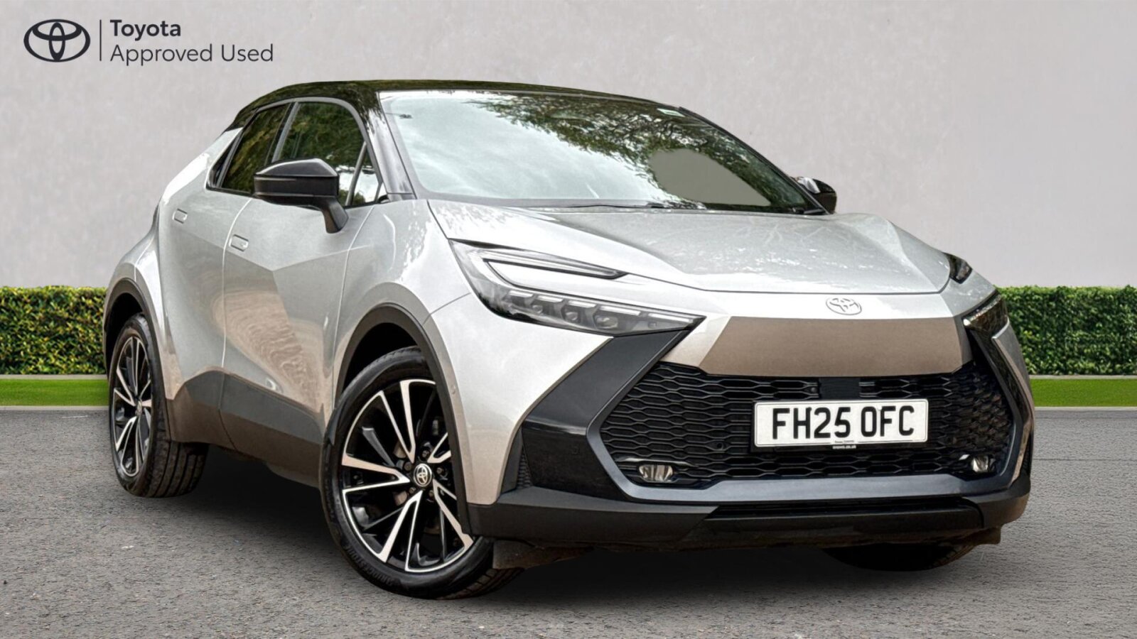 Main listing image - Toyota C-HR