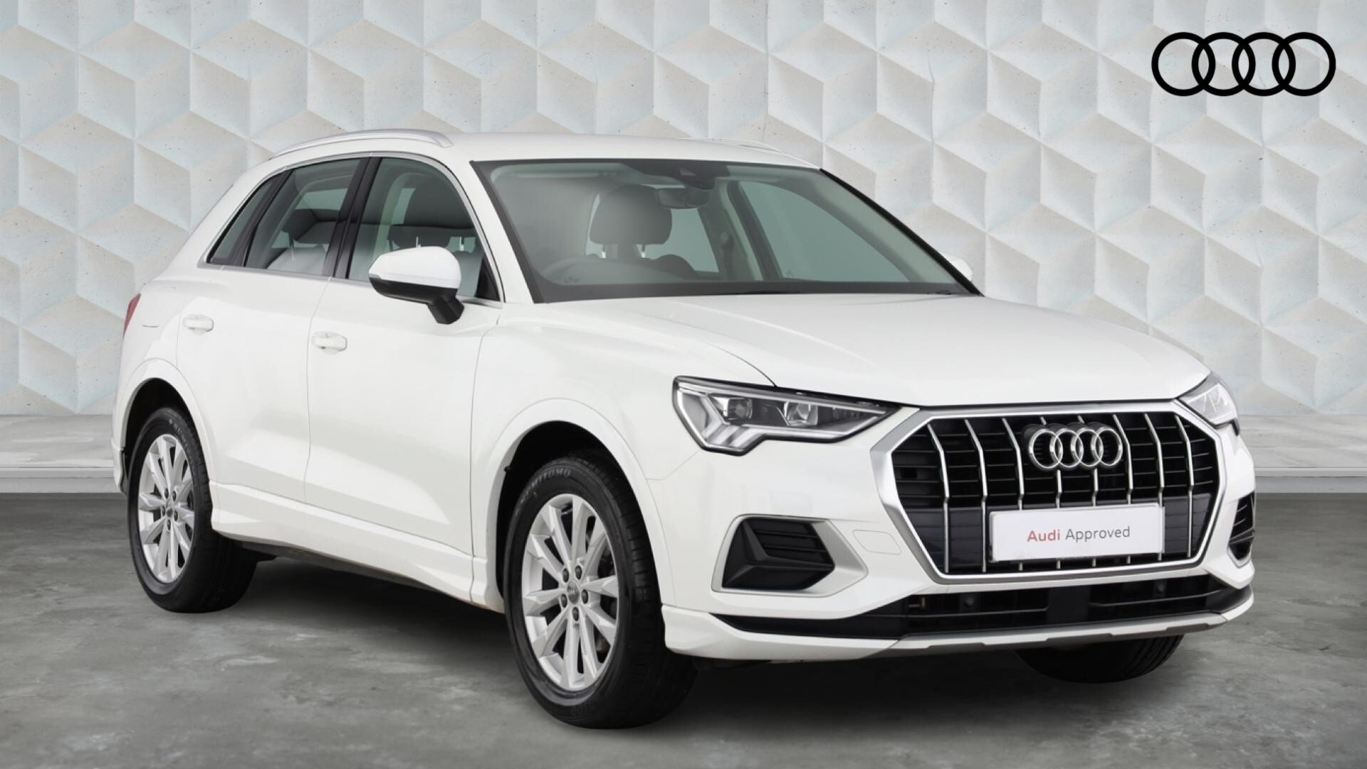 Main listing image - Audi Q3